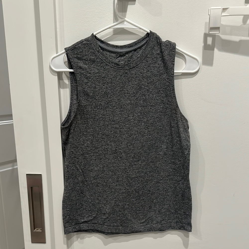 Lululemon Athletica Gray Muscle Tee with Crew Neck